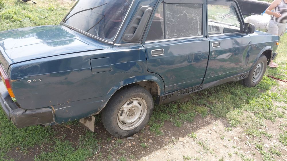 Продам ваз 2105 98 года