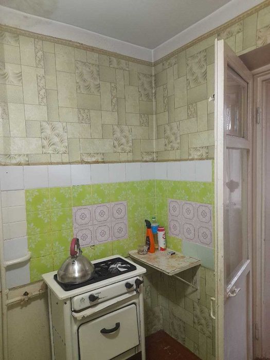 Продается своя 1 комнатная квартира Чиланзар 23 квартал