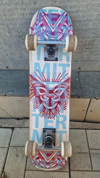 Продам скейтборд Termit.