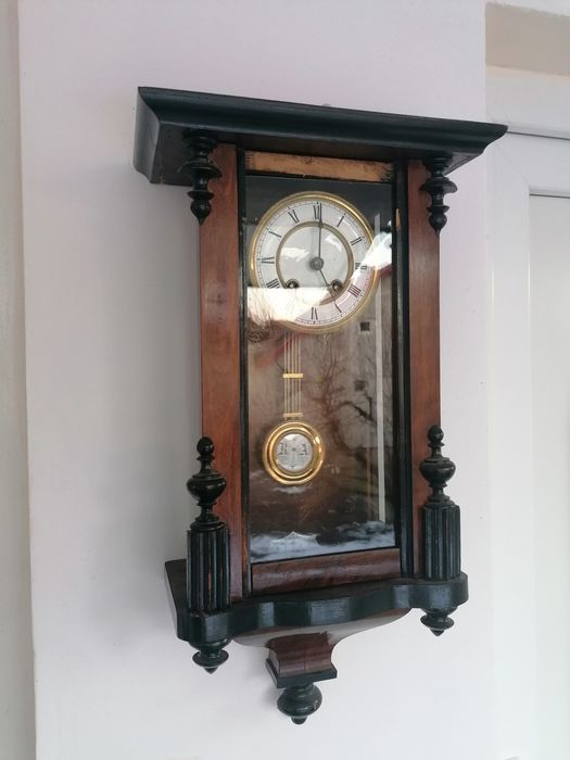 Ceas de perete cu pendul