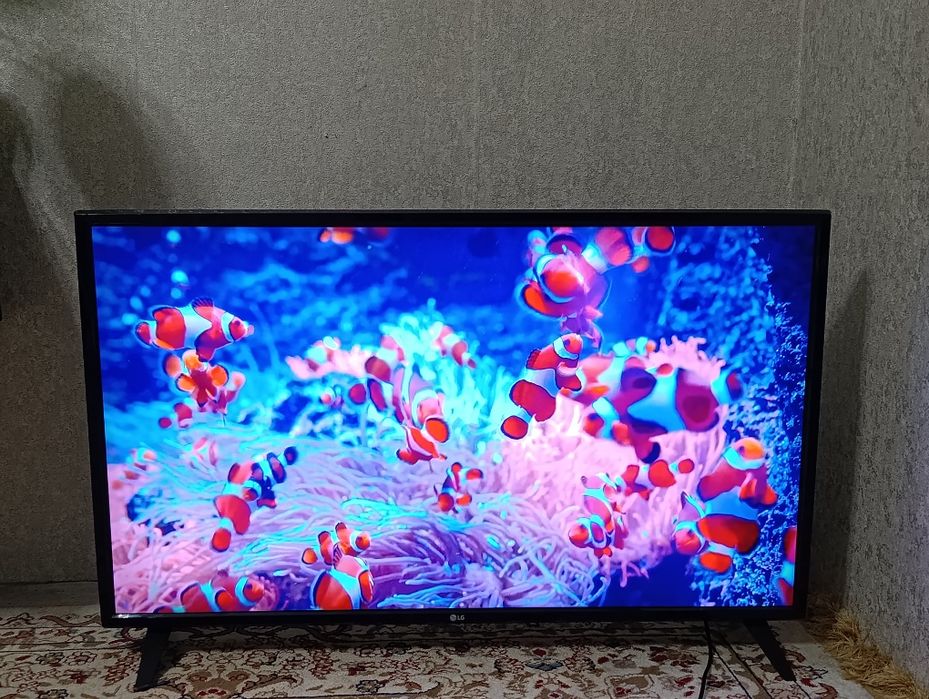 Продам Smart Tv LG 109 см.