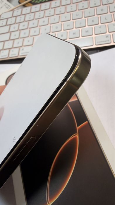 Apple iPhone 16 Pro Max 256GB - Desert Titanium