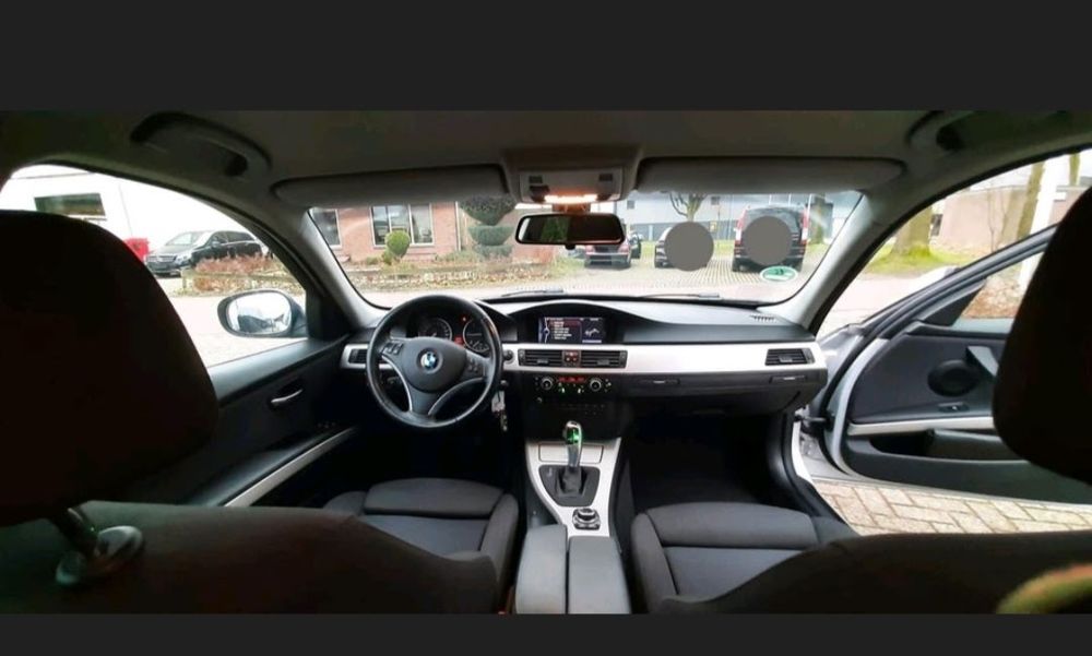 BMW 3 Series 2011 — imagine 4
