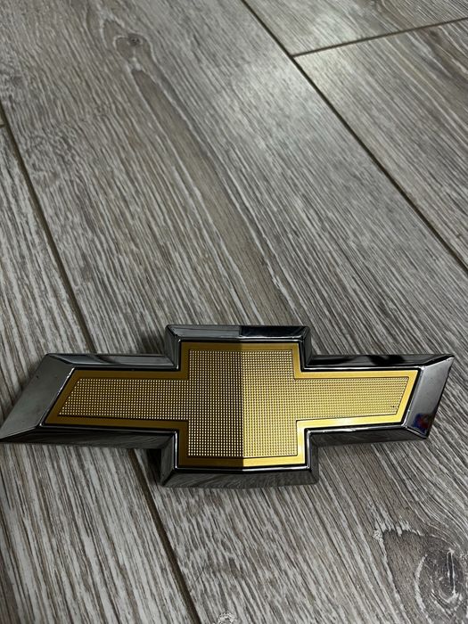 Chevrolet эмблема