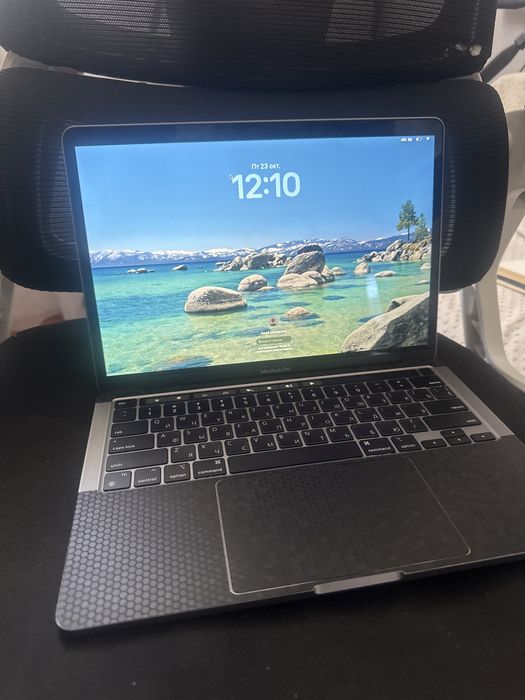 MacBook 13 PRO В защитной пленке