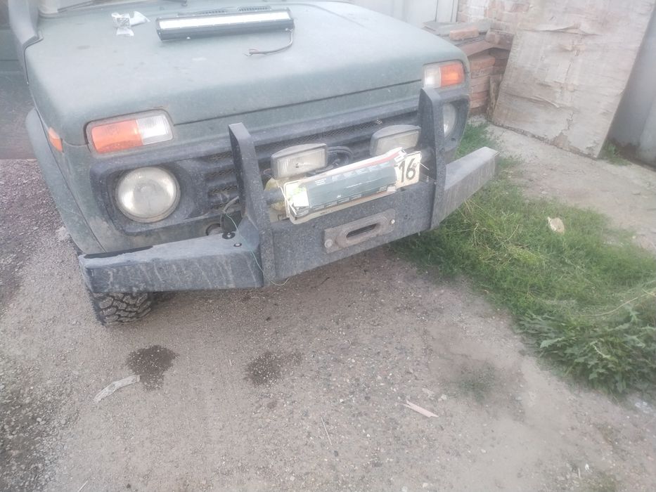 Продам силовой бампер на ниву
