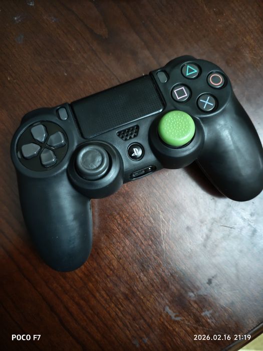 Продам Dualshock 4 от Ps4