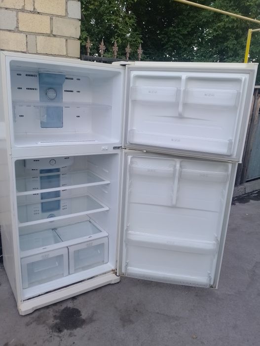 Продам холодильник б/у