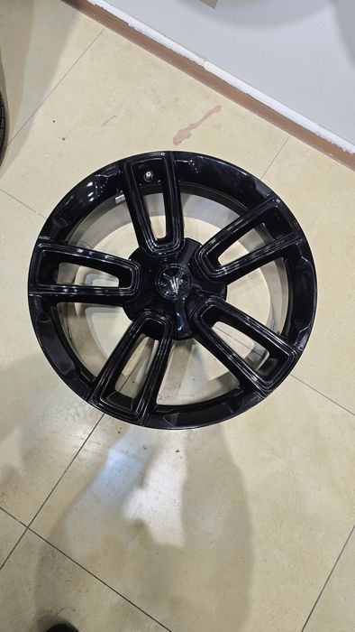 20 razmerli voyah moshinasining radnoy diski