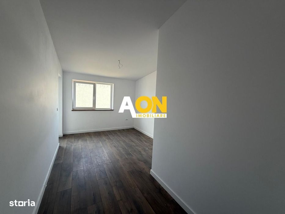 1/2 Duplex 4 Camere, 3 Bai, 2 Balcoane, 431mp Teren