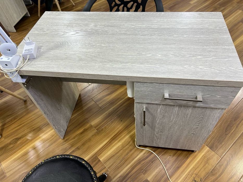 Письменный стол б/у