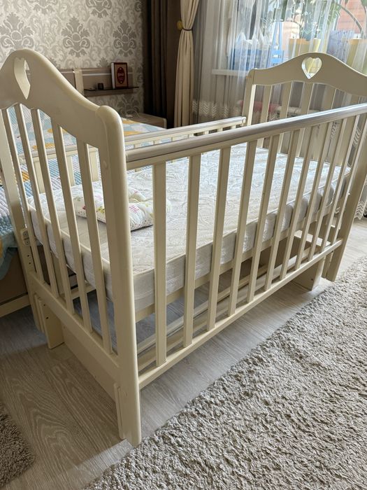 Продам манеж для ребенка