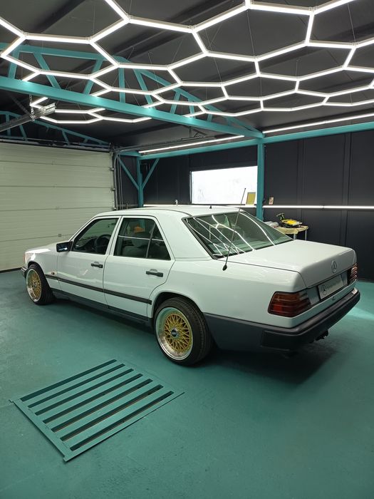 Mercedes w124  2.0 automat 1989 AC