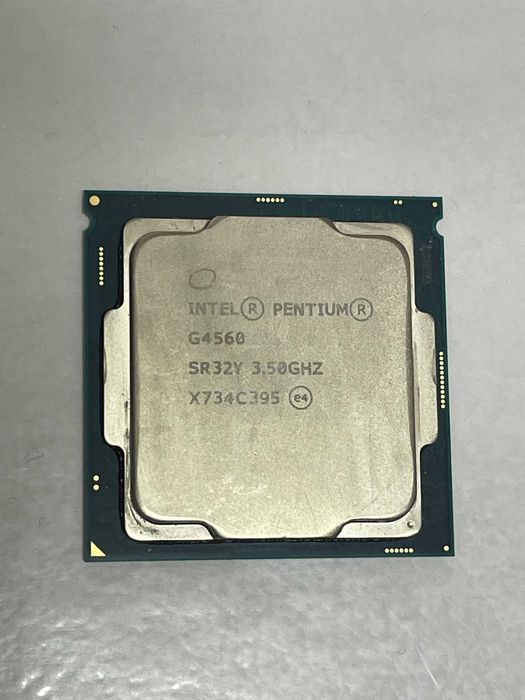 Lot procesoare I7 , I5, Pentium. Xeon