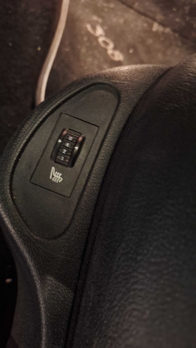 Peugeout 308 cc кабриолет