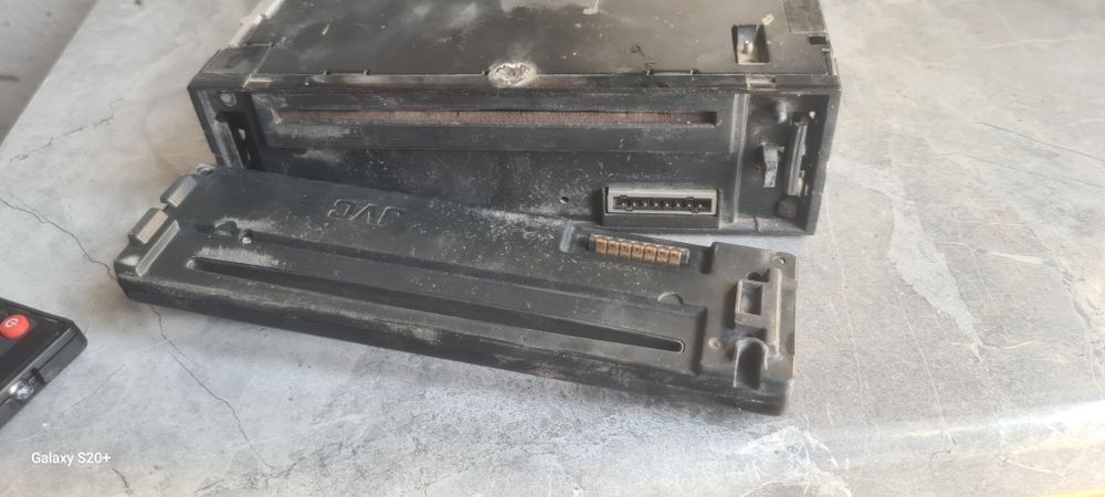 Продам магнитолу мафон