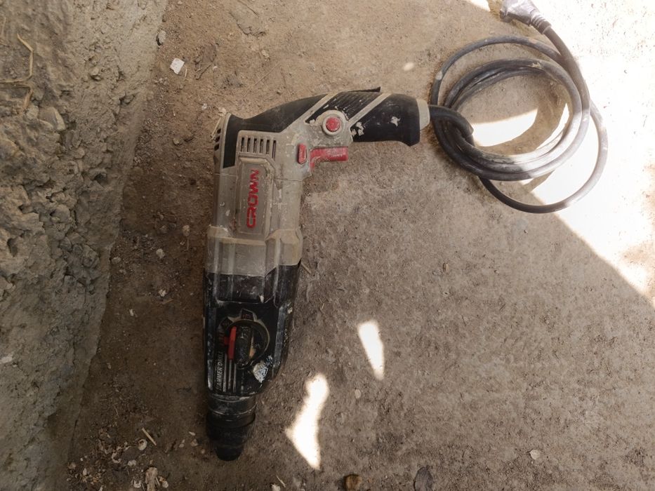 Перфоратор кроун