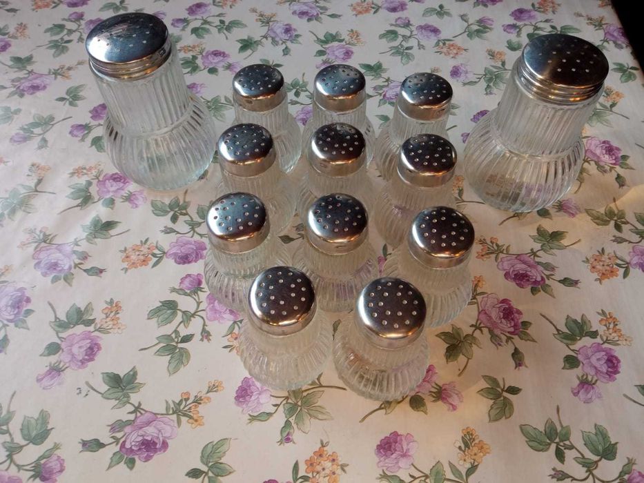 Set de 12 recipiente din sticlă pentru condimente