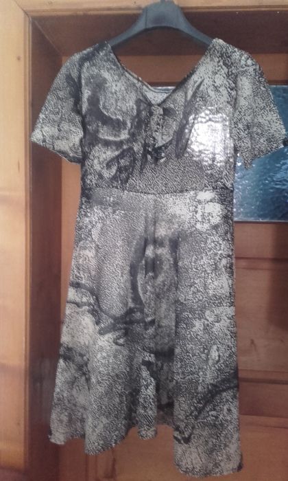 Rochii de ocazie și de vara