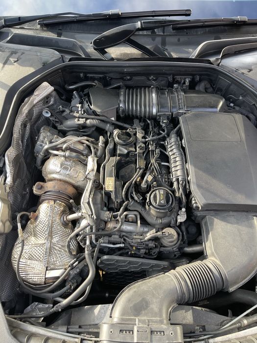 Dezmembrez mercedes w213 e class 2.0 om654