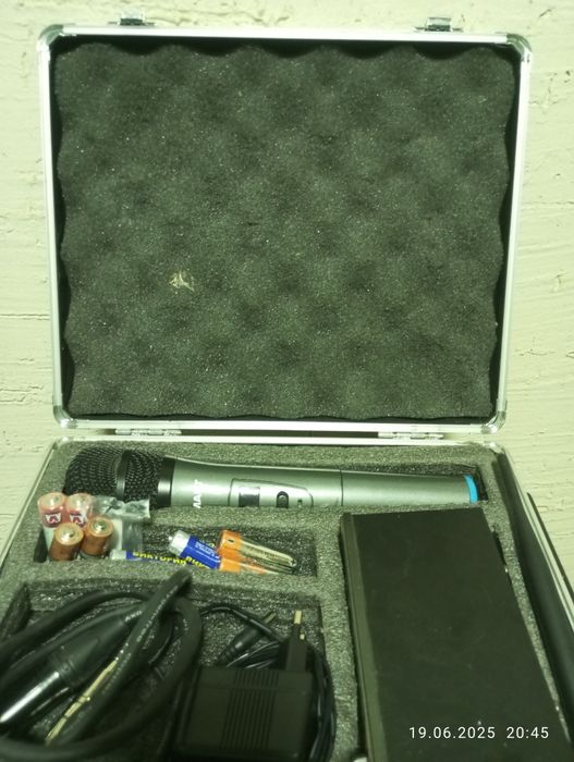 Музыкалный аппаратура дискет микрафон