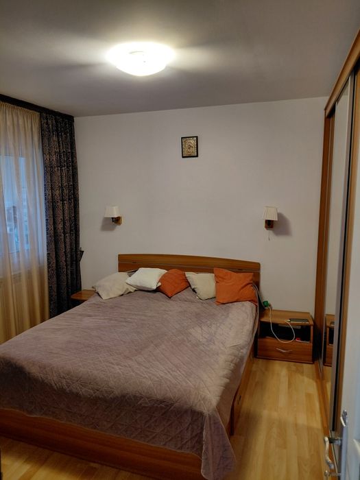 Închiriez apartament 2 camere