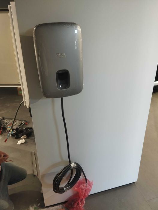 EV ЦЕНТР — Установка и ремонт зарядных станций для электромобилей