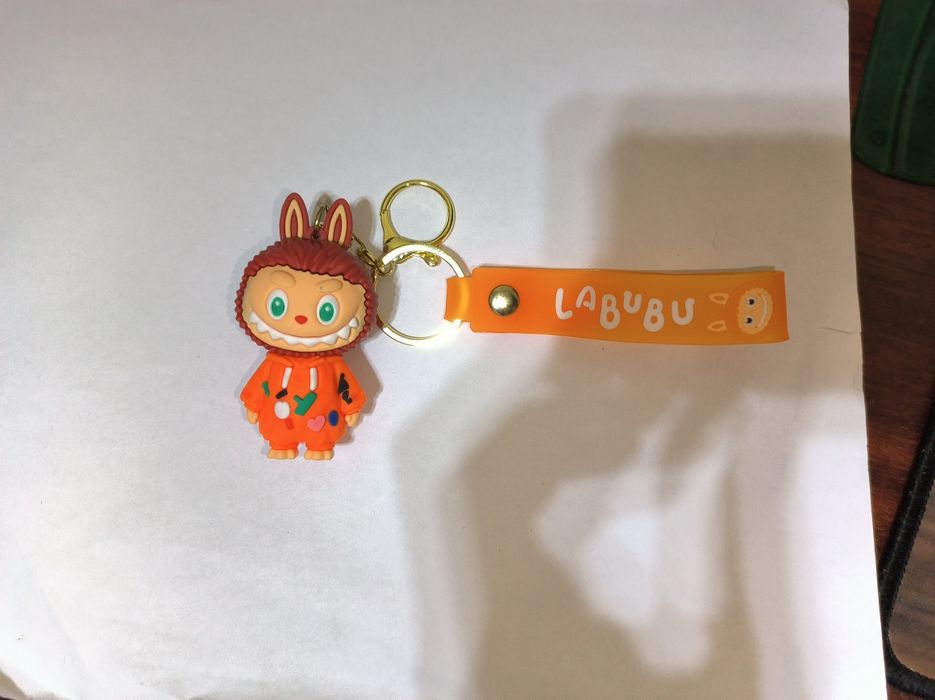 Лабубу брелок оранжевый