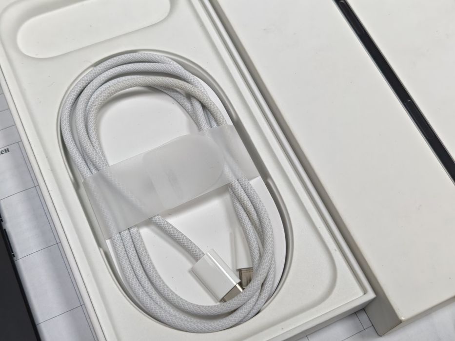 КАТО НОВ 256GB iPhone 17 Air 5G Гаранция А1 2028г. Space Black | Черен