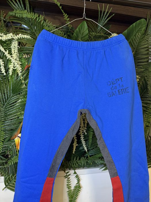 Pantaloni Gallery Dept Flared