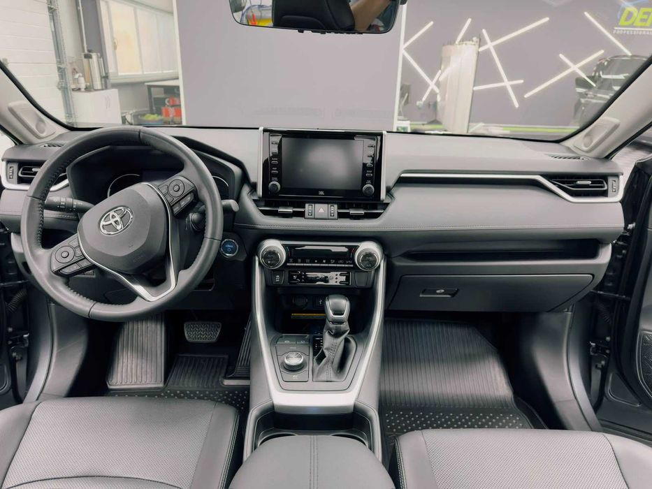 TOYOTA RAV4 2021 — imagine 3