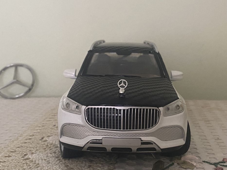 Железная модель Mercedes-benz GLS 600 MAYBACH