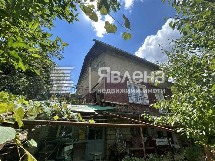Продава се Къща в с. Владо Тричков, Област София-област - 120 кв.м за 1334 €/кв.м - Снимка #1