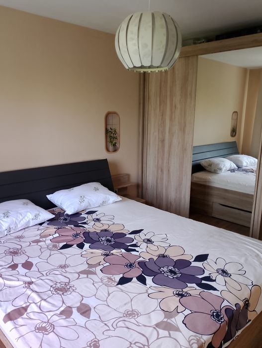 Дава се под наем Тристаен апартамент в Стара Загора, Център - 94 кв.м за 408 € - Снимка #13