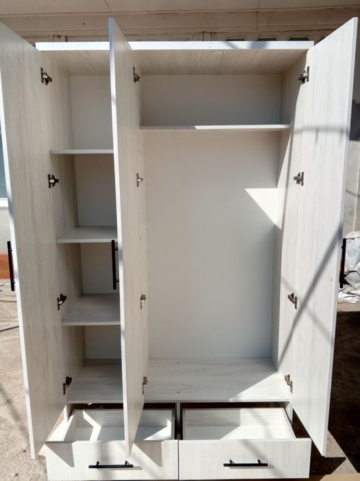 Шкафы для спальни с гарантией