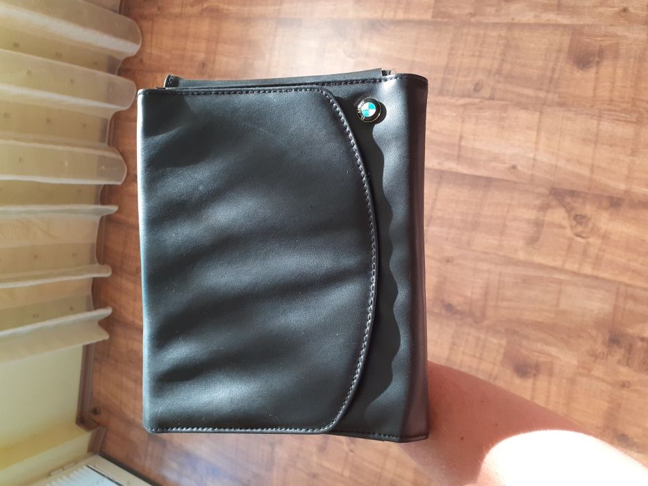 Оригинална чантичка бмв