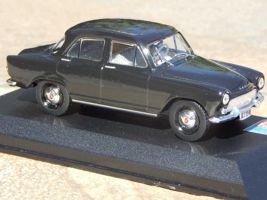Macheta Simca Aronde P60 Bacalan 1958 1:43 cu ambalaj