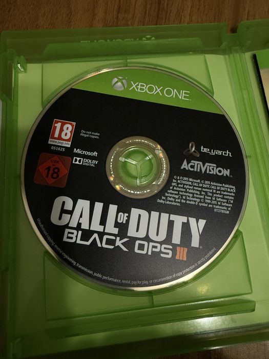 Xbox One S + jocuri CD