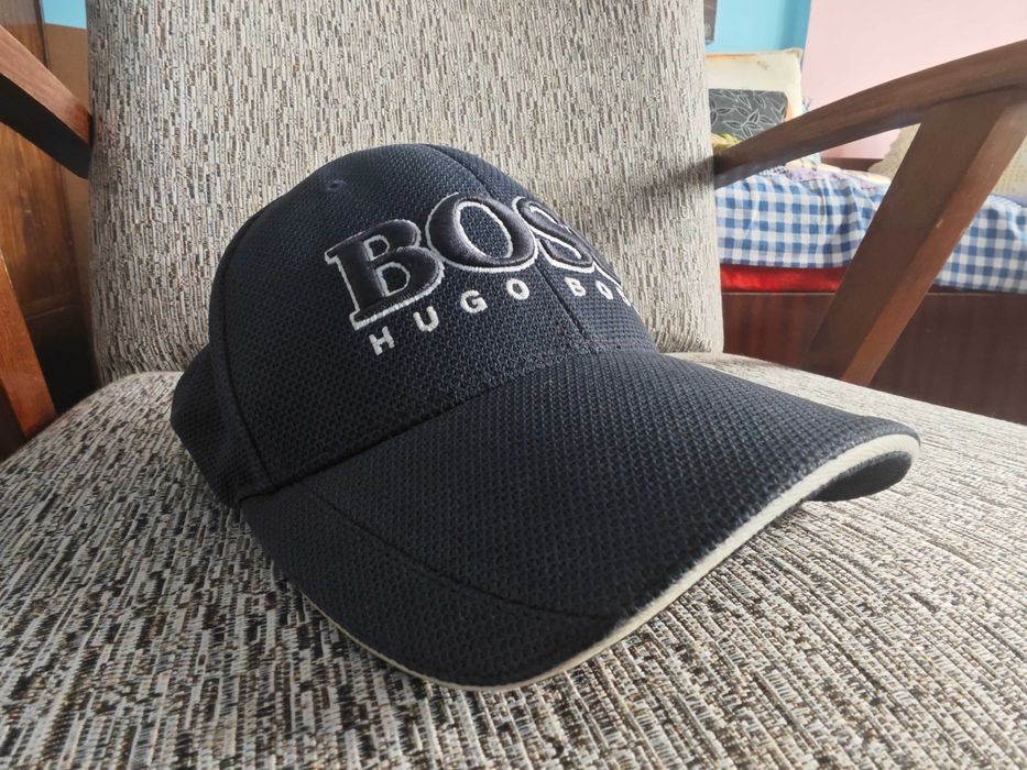 шапка с козирka Hugo Boss