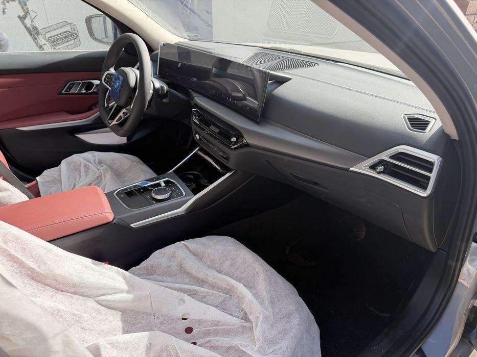 BMW I3 электромобиль 550 км