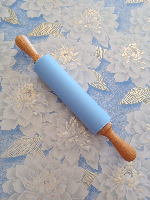 Продам новую каталку для теста.