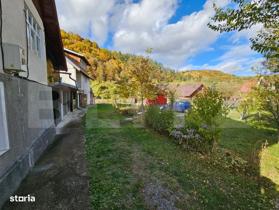 Casa de vanzare, 260 mp, zona Vest