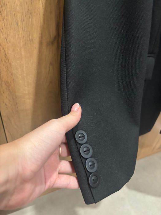 Пиджак женский черный