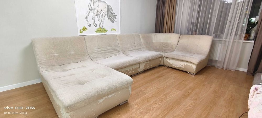 Диван для гостинной