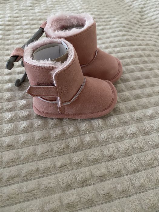 Бебешки буйки ботуши 17 номер