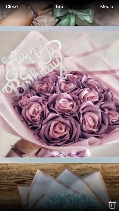 Букети от сатенени рози