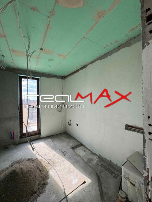 Продава се Тристаен апартамент в Казанлък - 171 кв.м за 1539 €/кв.м - Снимка #9