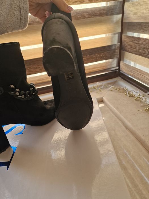 Дамски боти Guess