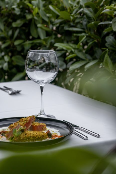 Фотоапарат Canon 250D