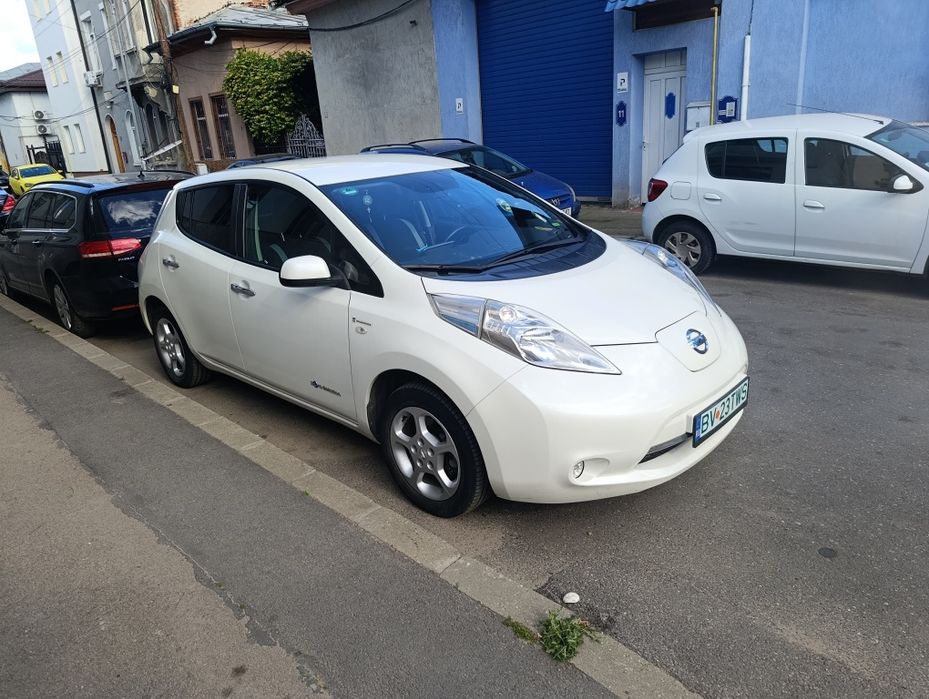 Nissan Leaf 30kw Full Electric